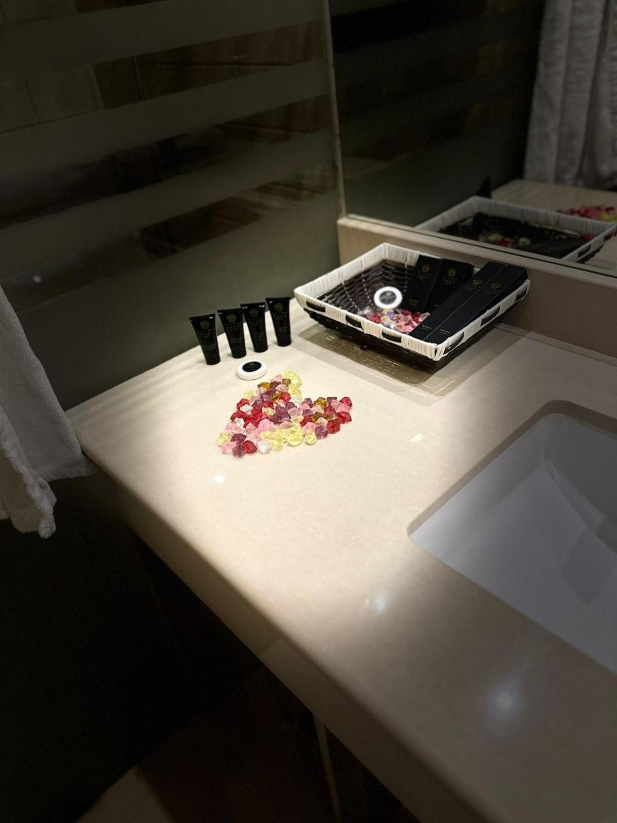 Jouhayna Hotel&Suite Erbil Bagian luar foto